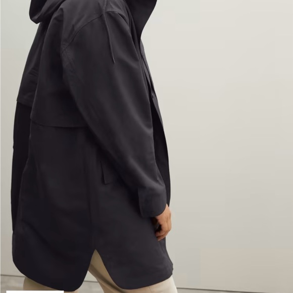 Everlane ReNew Anorak - Picture 4 of 5